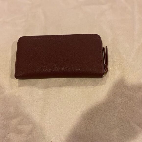 VALENTINO  Sea Winter Zip Around Wallet Bordeaux - Picture 2 of 7